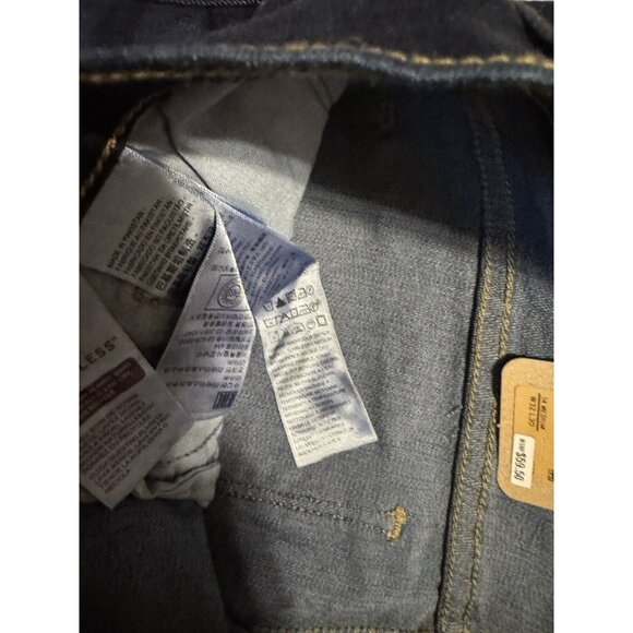 Levi Classic Straight Jeans SIze 14 W32 L30 5 Pocket Stretch NEW with tags $60 - Picture 5 of 8